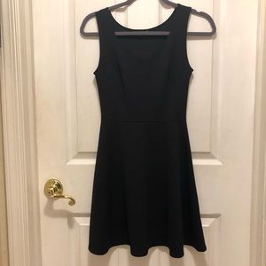 2/$20 🌻 Black Fit & Flare “Skater” Dress